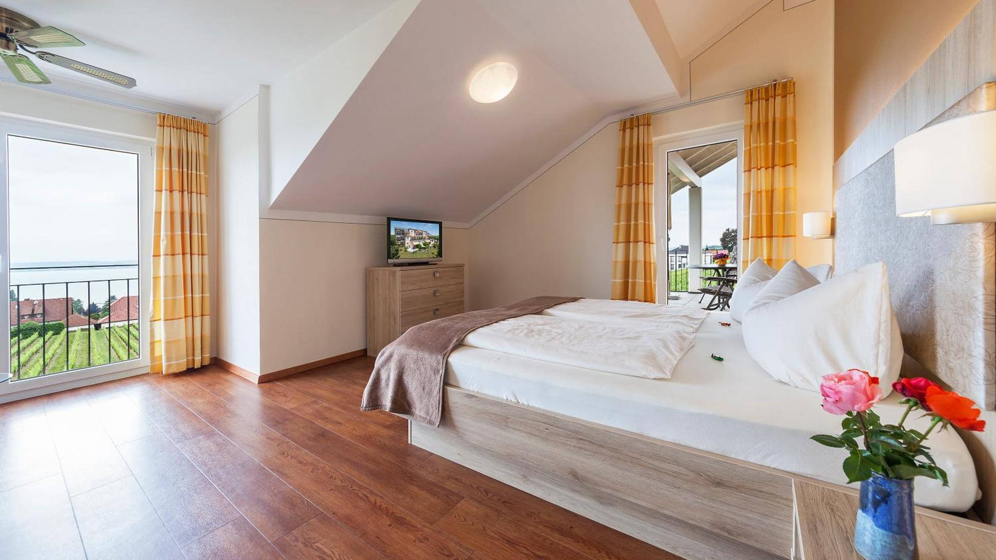 Sonnenhof Hagnau Hotel ภายนอก รูปภาพ
